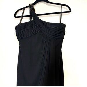 BCBGMaxAzria Elegant Black One-Beaded Shoulder Dress